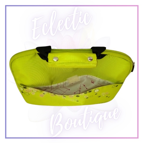 Unique Color 12”x9” zippered, snap close handle, padded multipurpose Laptop bag. - Picture 4 of 12